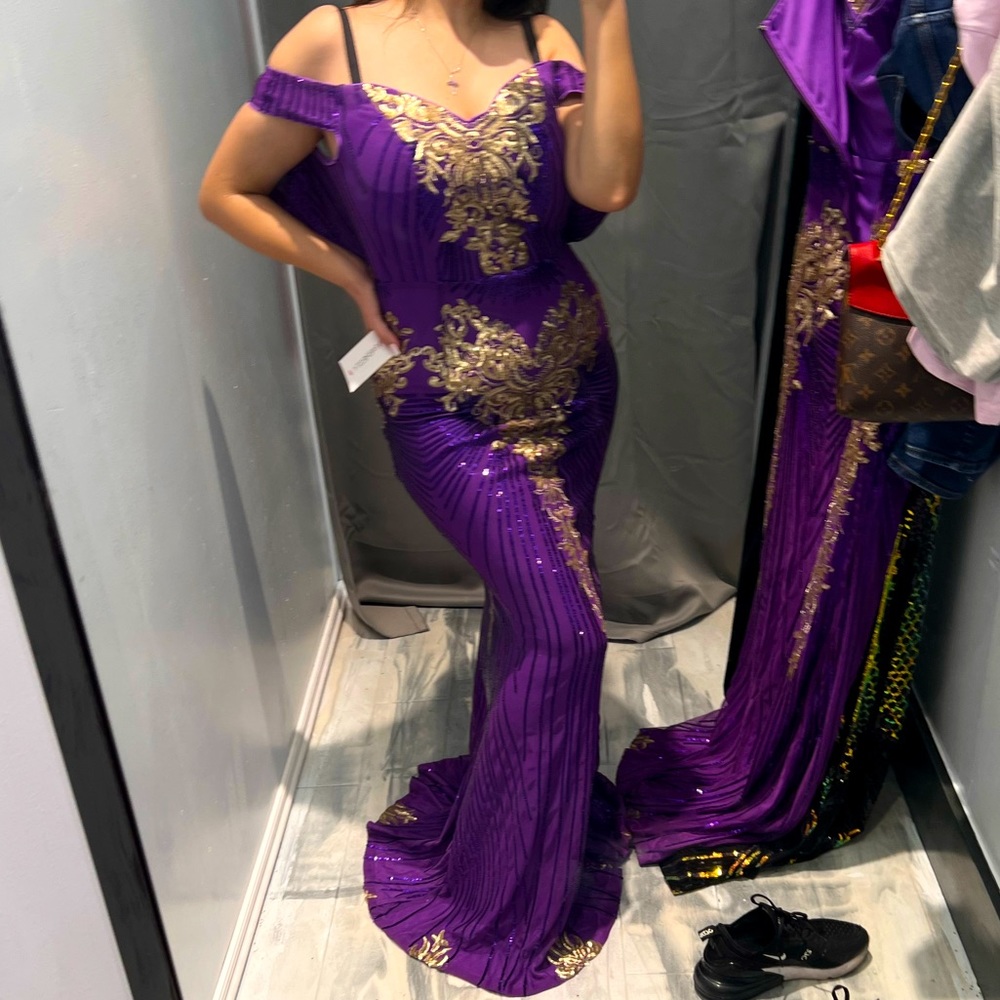 Stunning gown!